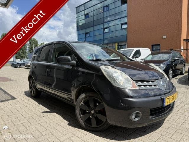 Nissan Note 1.6 Benzine AUTOMAAT Trekhaak, Auto's, Nissan, Gebruikt, 750 kg, 4 cilinders, Bedrijf