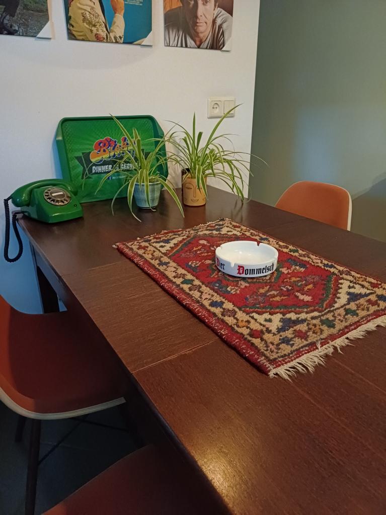 Vloerkleed Tafelkleed vintage Perzisch kleed 63 x 41 cm., Huis en Inrichting, Stoffering | Tapijten en Kleden, Minder dan 50 cm