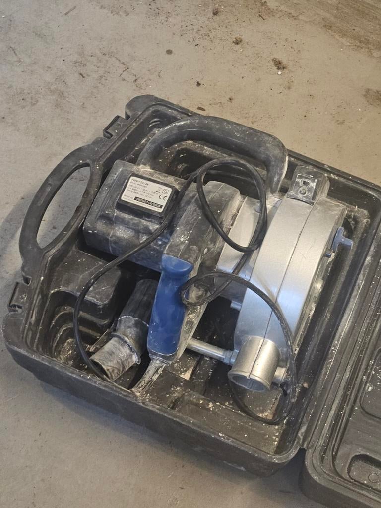 Ferm FWS-125/4K Muurfrees - 1700W, Ophalen, Gebruikt, 1000 watt of meer, Overige typen