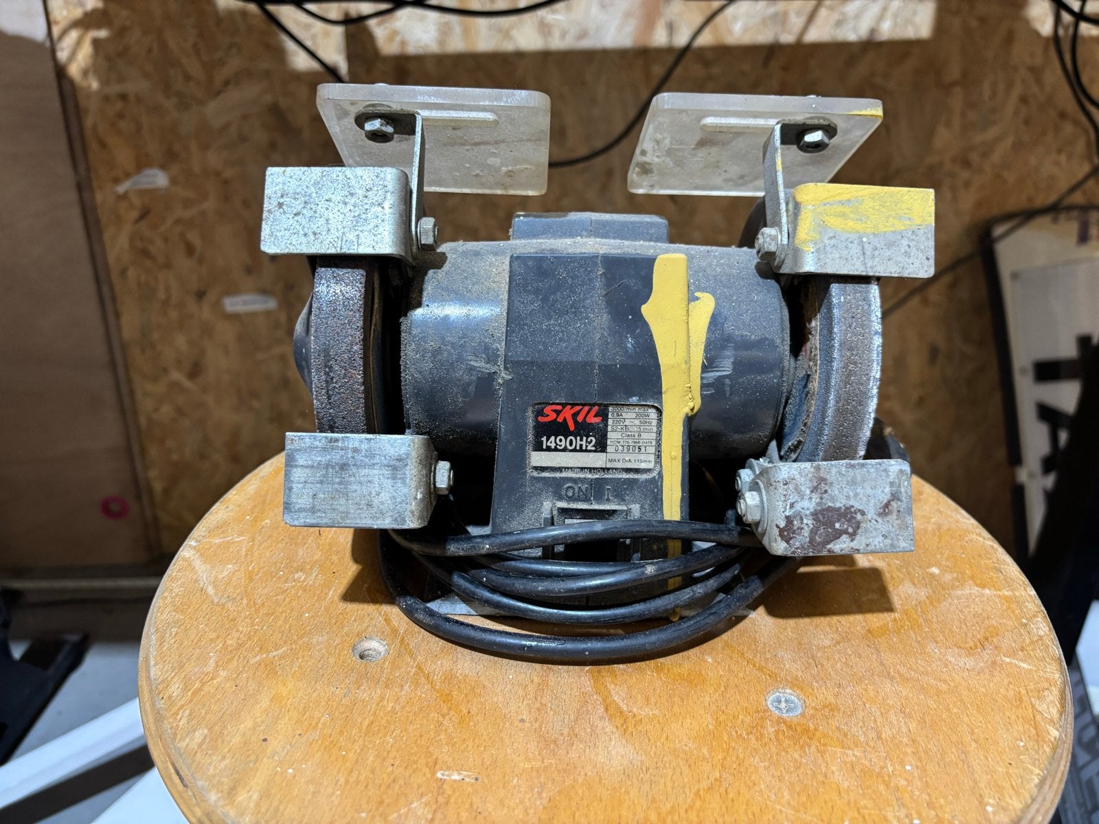 Skil 1490H2 Werkbankslijpmachine - Gebruikt, Doe-het-zelf en Verbouw, Ophalen of Verzenden, Gebruikt, Minder dan 700 watt, Werkbankslijpmachine