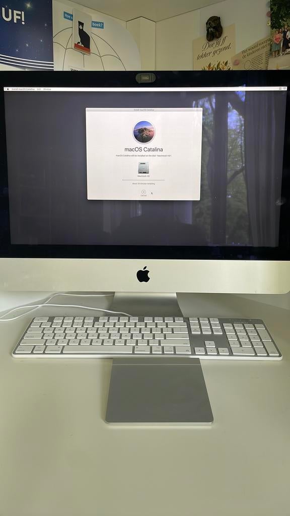 21,5 inch iMac, incl toetsenbord & magic trackpad, Computers en Software, Apple Desktops, Gebruikt, iMac, 3 tot 4 Ghz, 16 GB, Ophalen
