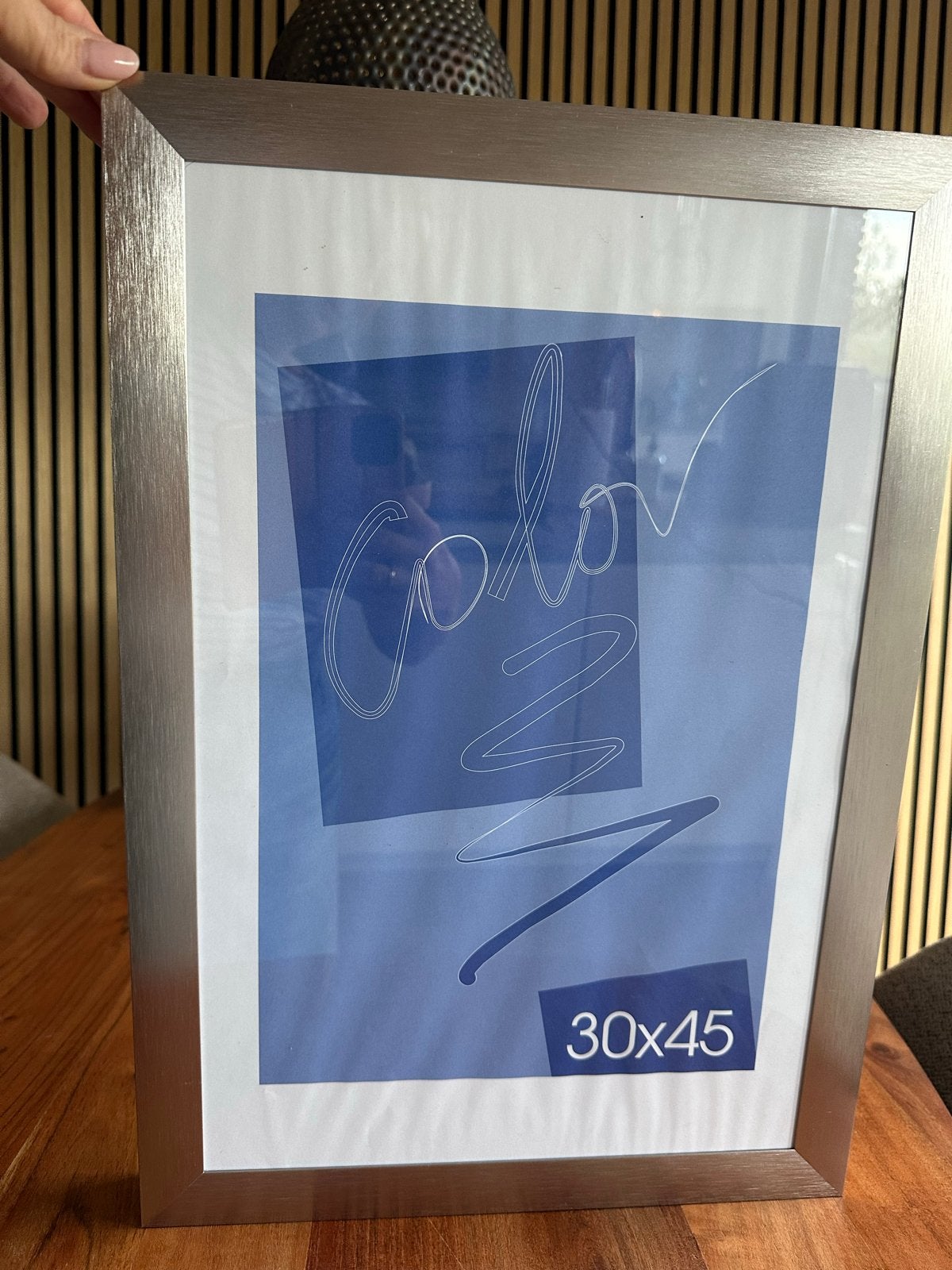2 zilverkleurige fotolijsten 30x45, zo goed als nieuw, Zilver, Met glas, Metaal, Standaard fotolijst