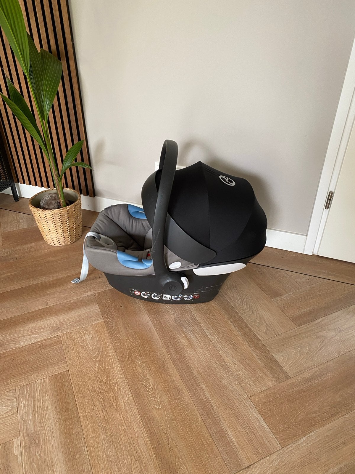 Cybex Aton M i-size isofix autostoel - Veilig en comfortabel, Kinderen en Baby's, Autostoeltjes, Autogordel, Zijbescherming, Zo goed als nieuw