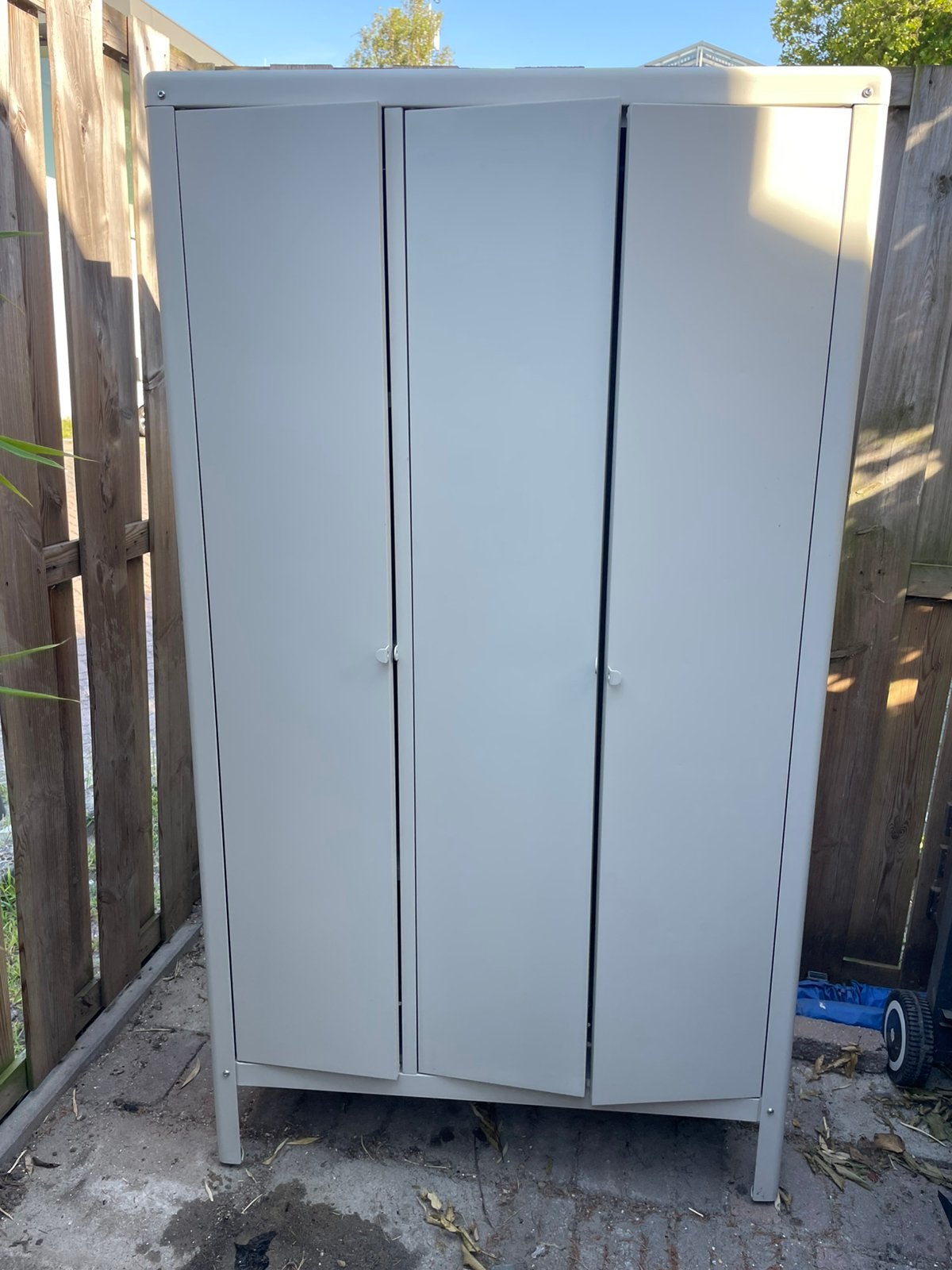Ikea tuinkast Kjolbörn 3 deuren, Ophalen, Gebruikt, Metaal, Overige typen