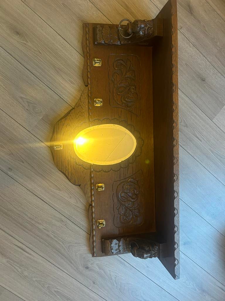Antieke houten kapstok met spiegel en snijwerk, Ophalen of Verzenden