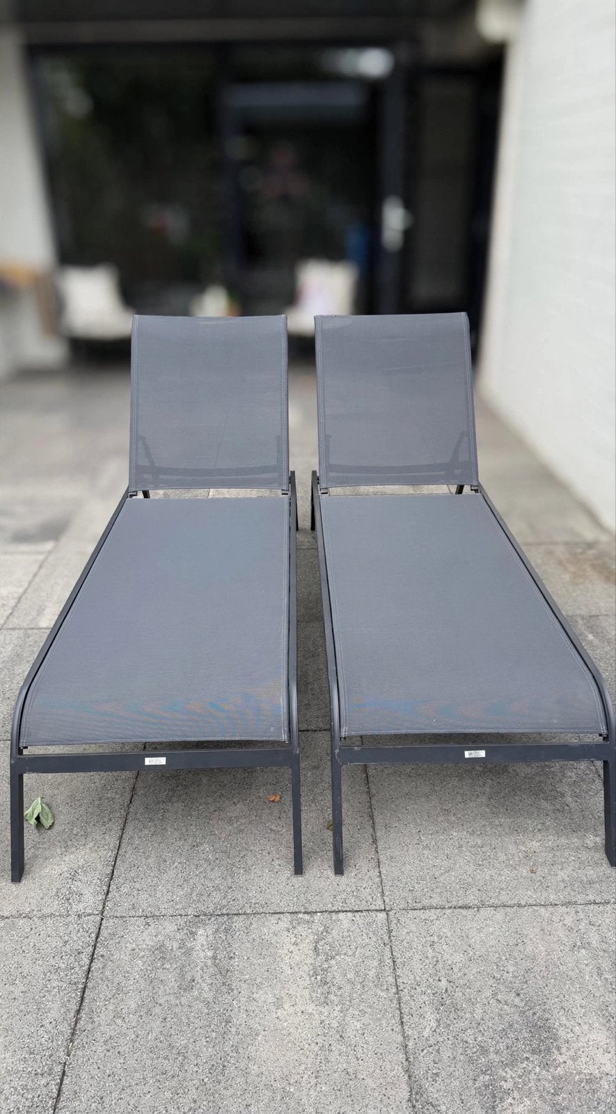 2x Bristol ligbedden met kussens en hoes, Ophalen, Gebruikt, Metaal, Verstelbaar