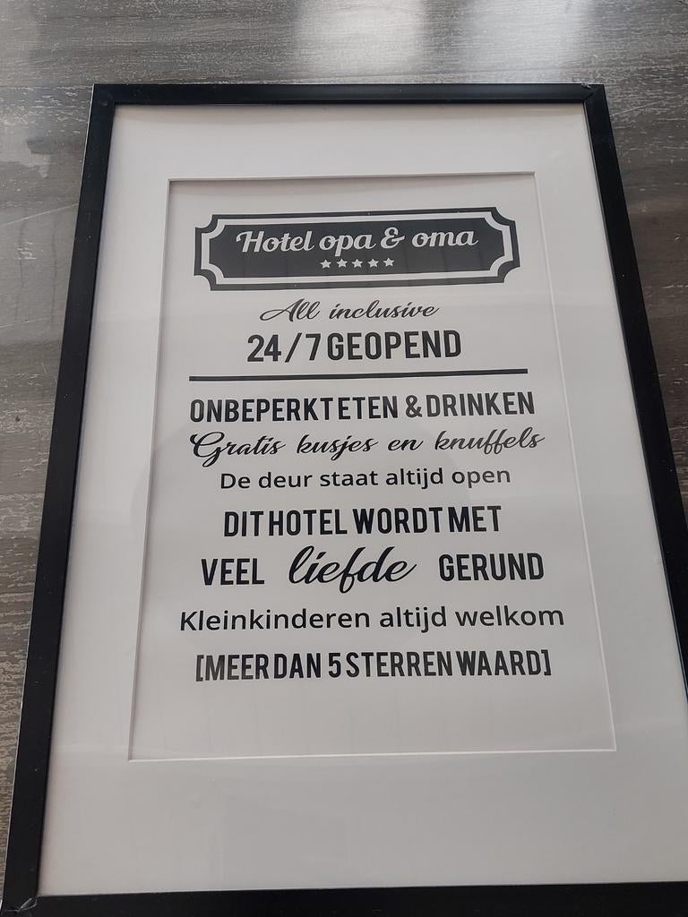 Tekstboek hotel opa en oma wandbord, Ophalen of Verzenden