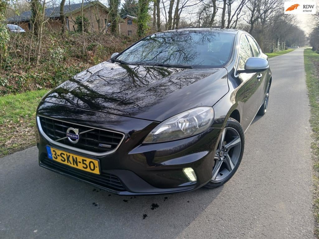 Volvo V40 1.6 D2 Summum Airco, Auto's, Voorwielaandrijving, Euro 5, Gebruikt, 4 cilinders