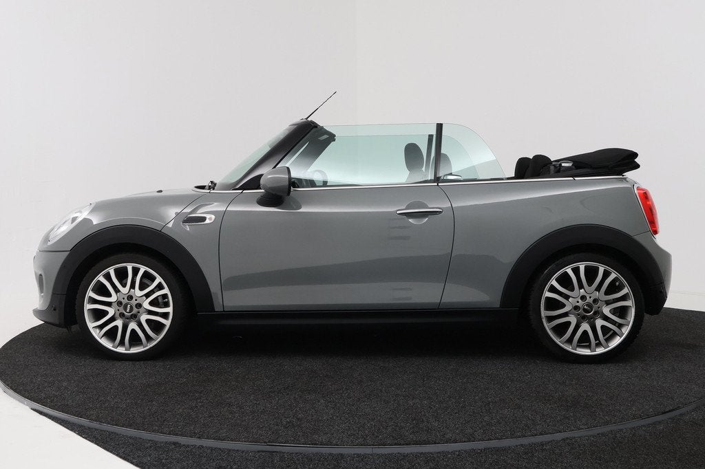 Mini Cabrio 1.5 Cooper Pepper Serious Business (STOELVERWARM, Auto's, Mini, Voorwielaandrijving, 136 pk, Gebruikt, Cabriolet