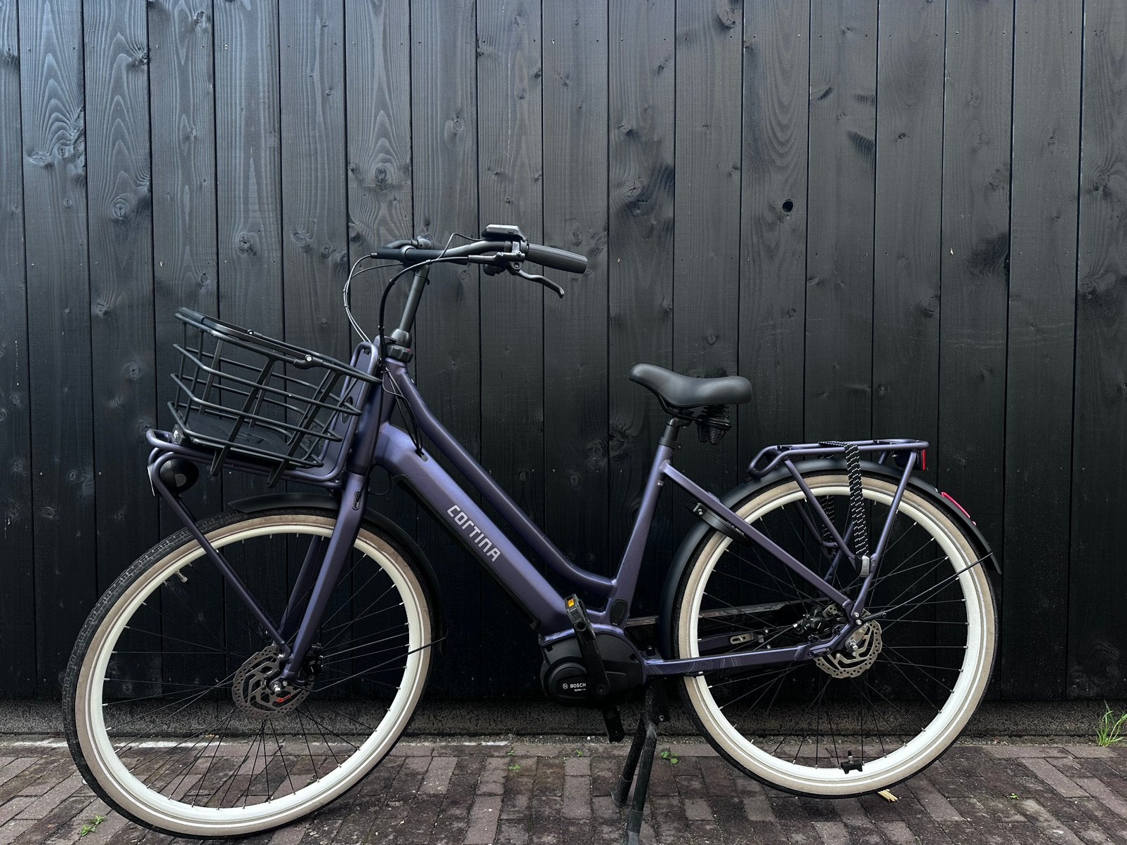 Cortina E-4U Next 2025, Fietsen en Brommers, Elektrische fietsen, Ophalen, Zo goed als nieuw, Cortina, 50 km per accu of meer