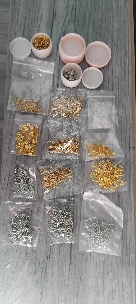 Tweedehands DIY oorbellenpakket (goud & zilver), Ophalen, Gebruikt, Hanger
