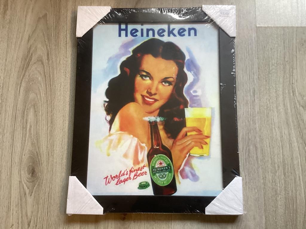 HEINEKEN “WORLD FINEST LAGER BEER” achter glas ingelijste, Ophalen of Verzenden, Zo goed als nieuw