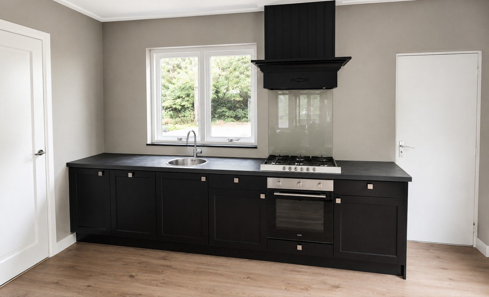 Tijdloze zwarte gebruikte keuken met Siemens, Etna, SMEG, Huis en Inrichting, Keuken | Complete keukens, Ophalen, Gebruikt, Overige materialen