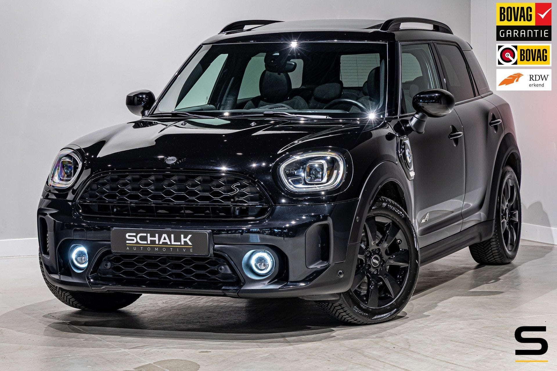 Mini Countryman 1.5 Cooper S E ALL4 Chili|Pano|Cam|HUD|1eig, Auto's, Automaat, Dealer onderhouden, Zwart, Countryman