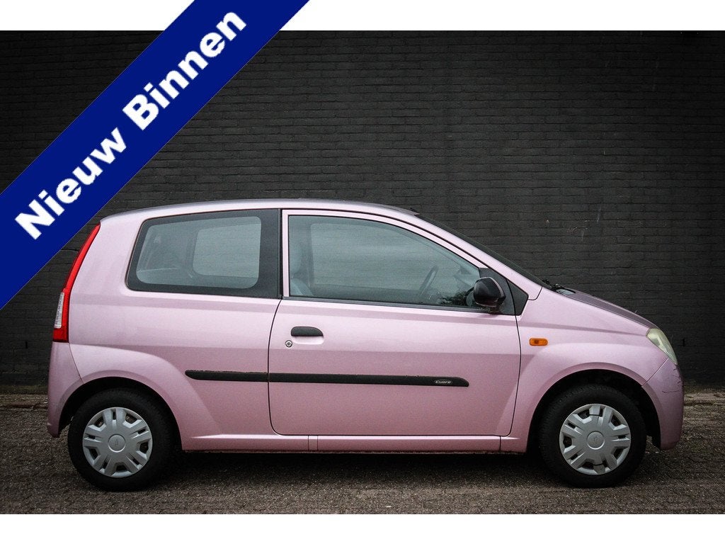 Daihatsu Cuore 1.0-12V Tokyo Net binnen-Nu al te bezichtigen, Auto's, Stof, Zwart, 18 €/maand, Origineel Nederlands