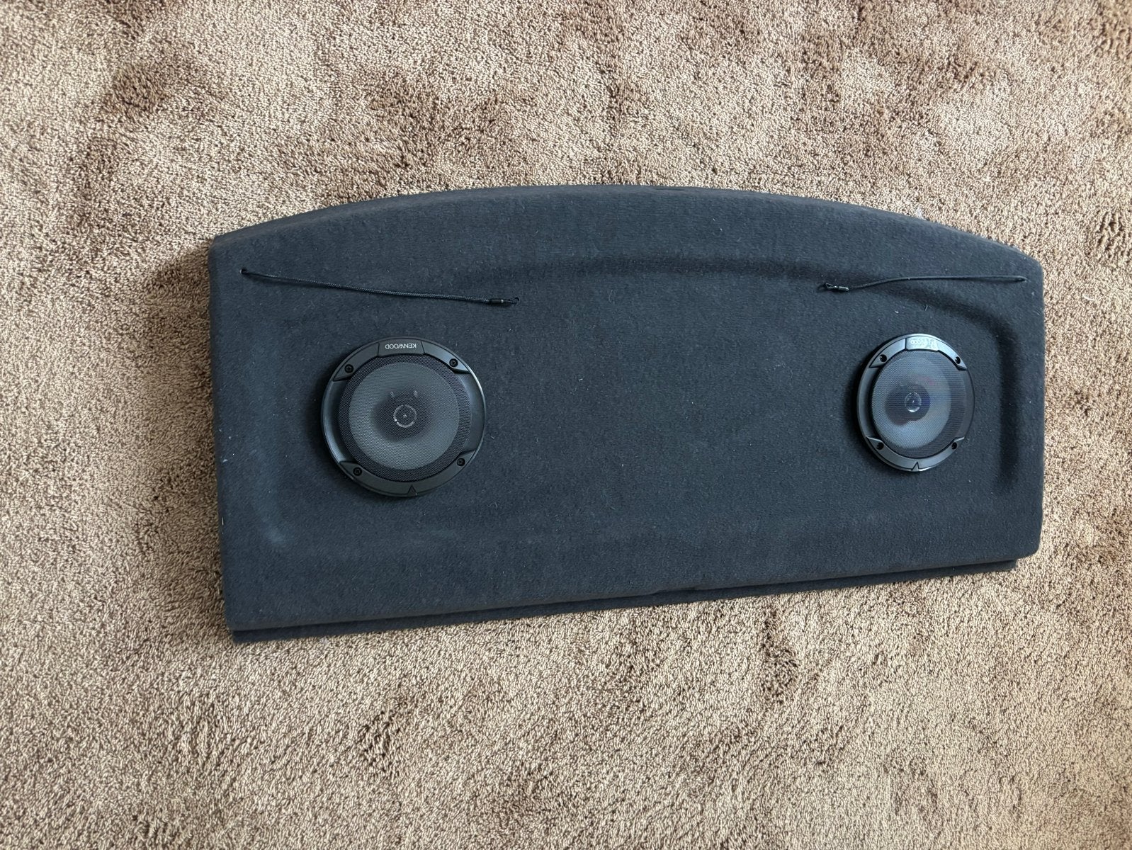 Vw Golf 6 hoedenplank met Kenwood speakers, Auto diversen, Autospeakers, Gebruikt, Ophalen