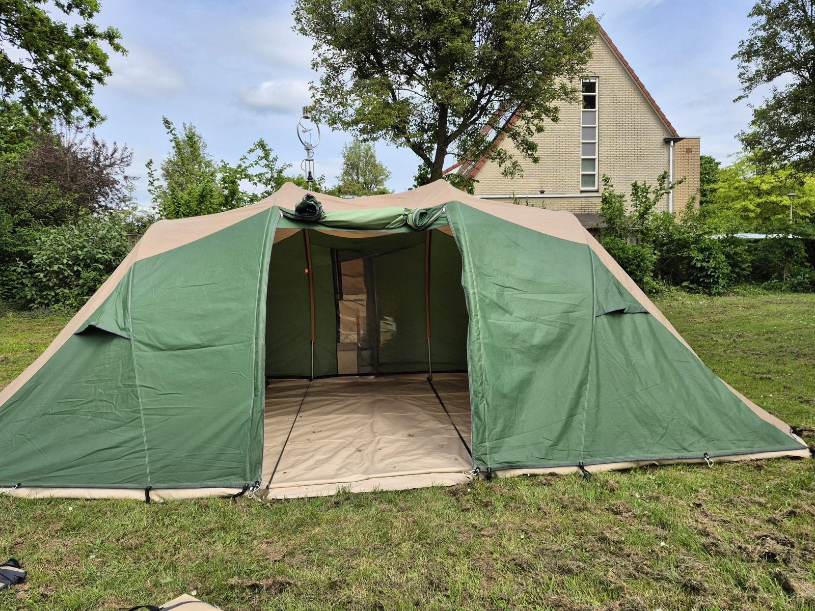 Falco steenarend 4 persoons tent, Caravans en Kamperen, Tenten, Ophalen, Gebruikt, Tot en met 4
