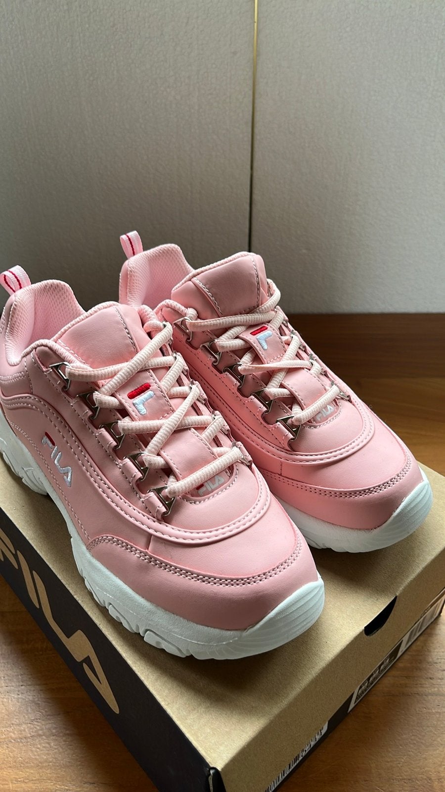 Nieuwe Fila Strada sneakers maat 38 - Roze, Ophalen of Verzenden, Nieuw, Roze, Sneakers of Gympen