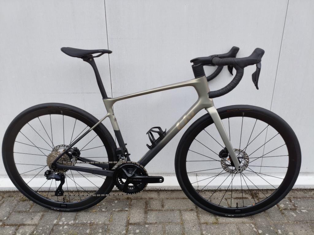 Nieuwe Liv Avail Pro 1 - Carbon wielset - Shimano Di2 - SALE, Fietsen en Brommers, Fietsen | Racefietsen, Ophalen, Carbon, Nieuw