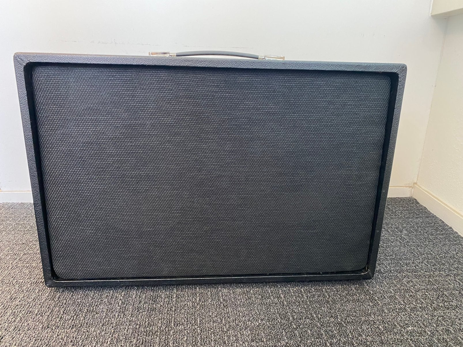 Gerestaureerde speakerkast voor gitaar, Muziek en Instrumenten, Ophalen, Zo goed als nieuw, 100 watt of meer