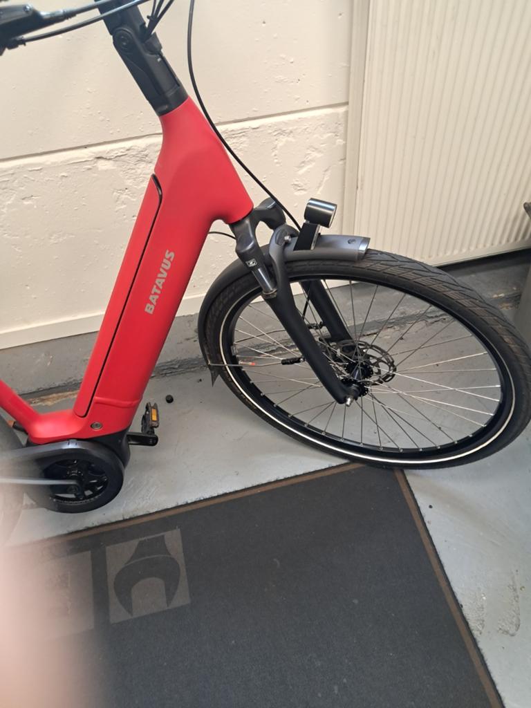Batavus finez ego pt  exclusive nu €2099,- nog geen 2 jaar, Fietsen en Brommers, Ophalen, Zo goed als nieuw, Batavus, Versnellingen