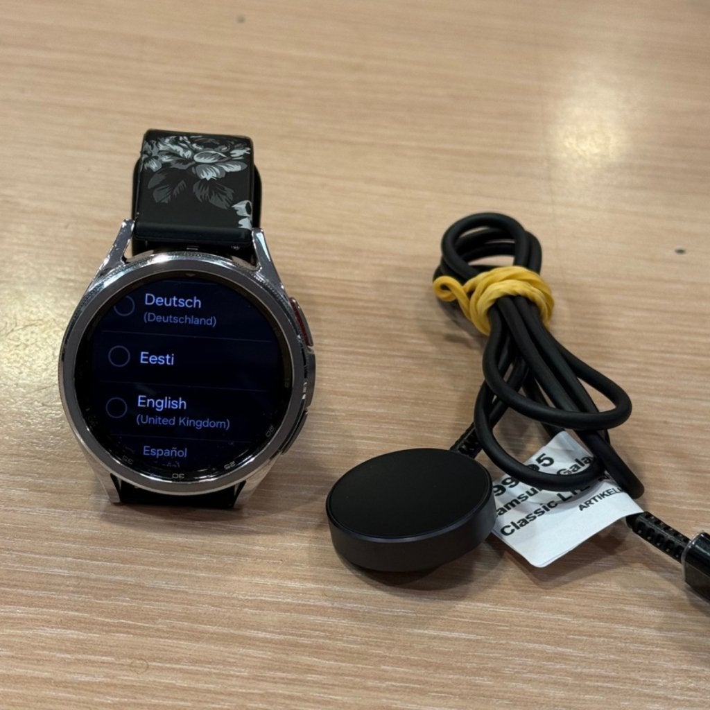 Samsung Galaxy Watch 6 Classic LTE 43mm in nette staat, Samsung, Zo goed als nieuw, Support@Samsung.com, 129, Samsung-ro, Yeongtong-gu
Suwon-si, Gyeonggi-do 16677
South Korea