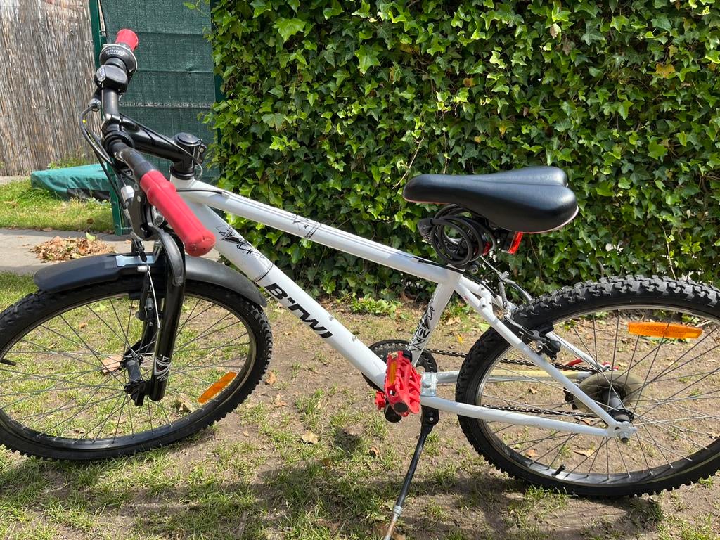 B'Twin Rockrider 300  24 inch, Ophalen, Gebruikt, Staal, 24 inch of meer