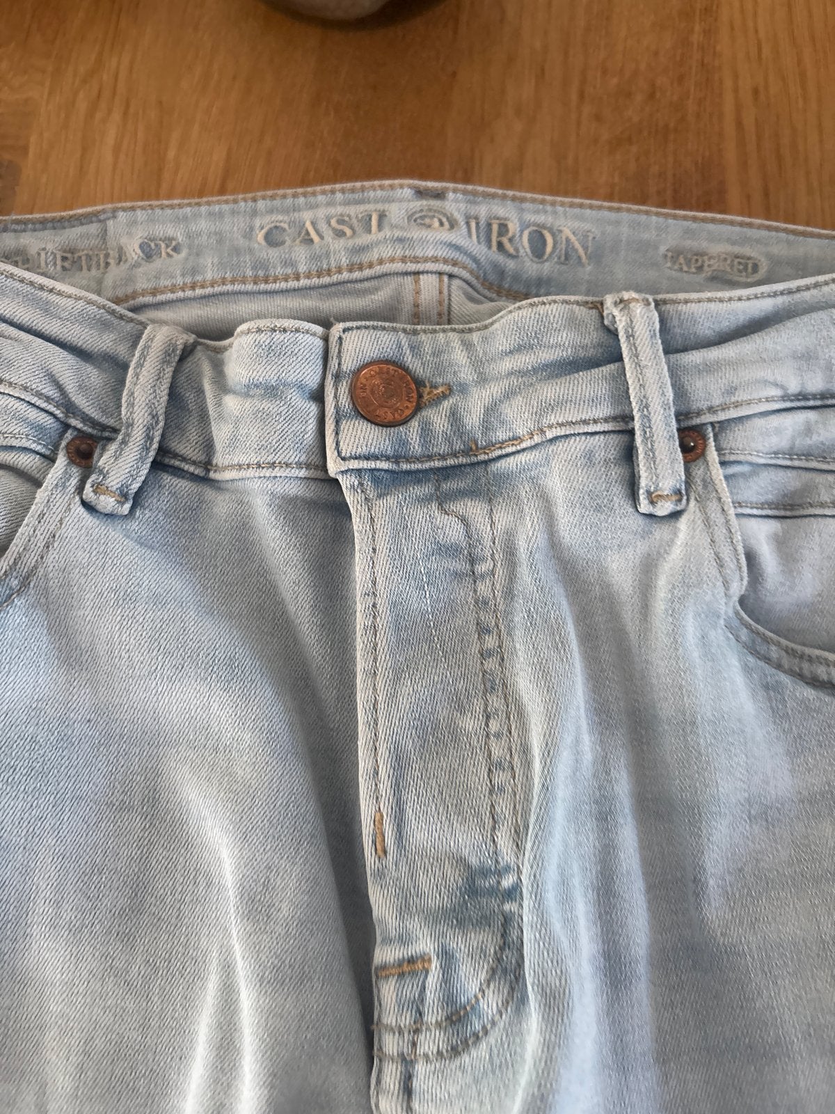 Cast Iron Tapered Jeans - Lichtblauw, Kleding | Heren, Ophalen of Verzenden, Zo goed als nieuw, Blauw, W32 (confectie 46) of kleiner