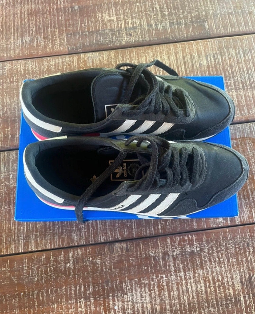 Zwarte Adidas sneakers, maat 45 1/3, gebruikt maar prima, Ophalen of Verzenden, Gedragen, Zwart, Sneakers of Gympen