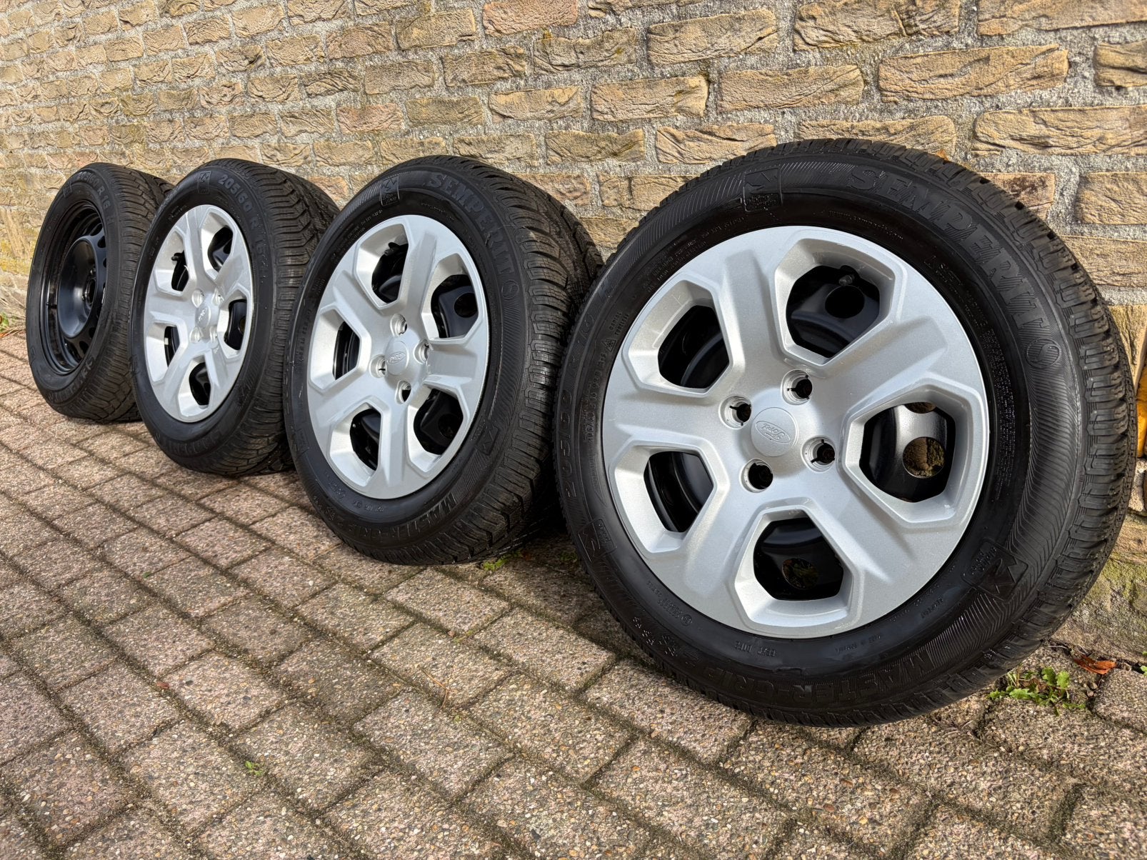 Te koop: Originele Ford Stalen velgen+winterbanden 4x108 16”, Ophalen, Gebruikt, 16 inch, Banden en Velgen