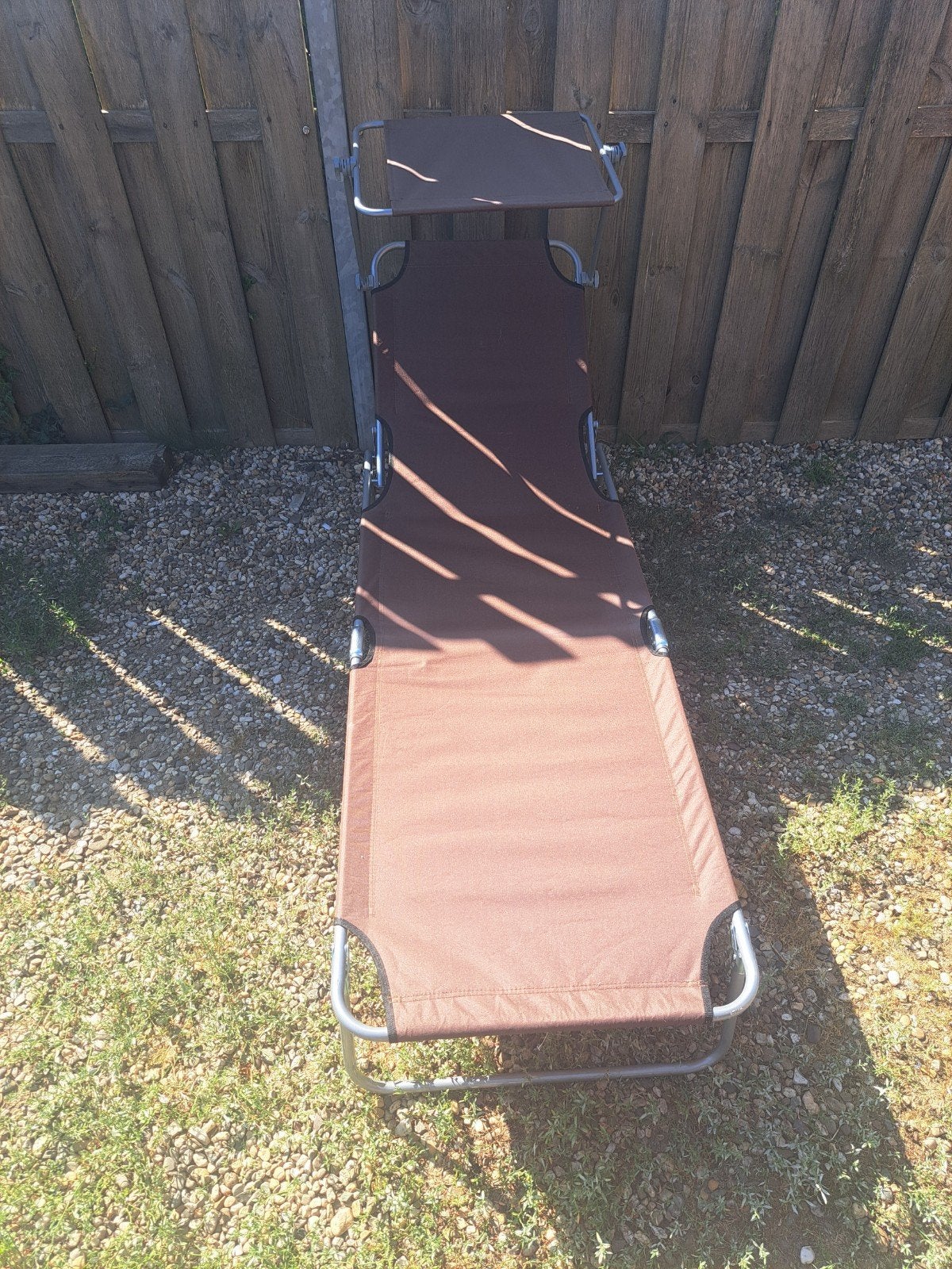 Verstelbaar ligbed met zonnescherm, Tuin en Terras, Ophalen, Zo goed als nieuw, Aluminium, Verstelbaar