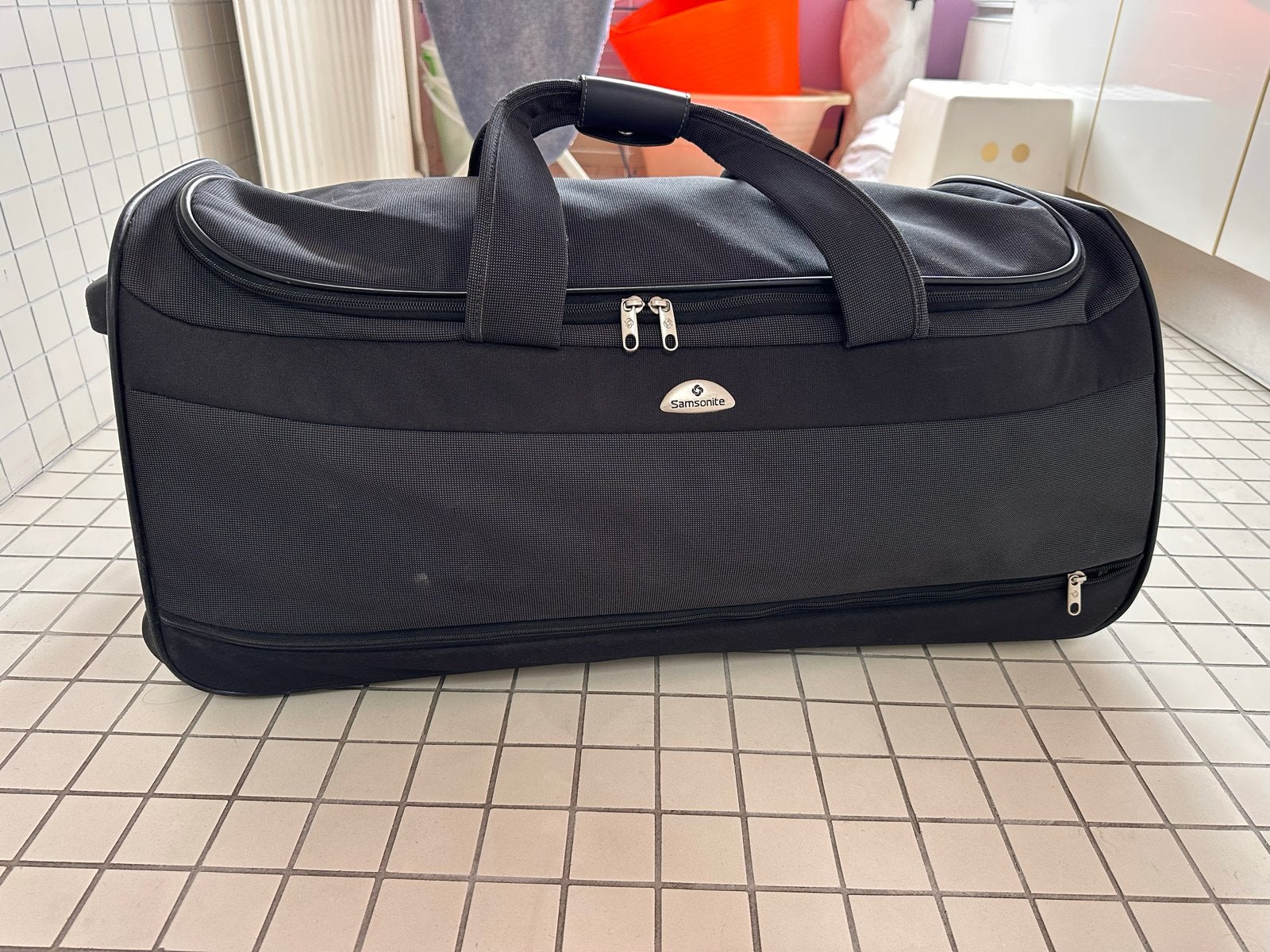 Samsonite reistas met wielen - Zwart, goede staat, Gebruikt, Zwart, Ophalen of Verzenden, 60 tot 80 cm