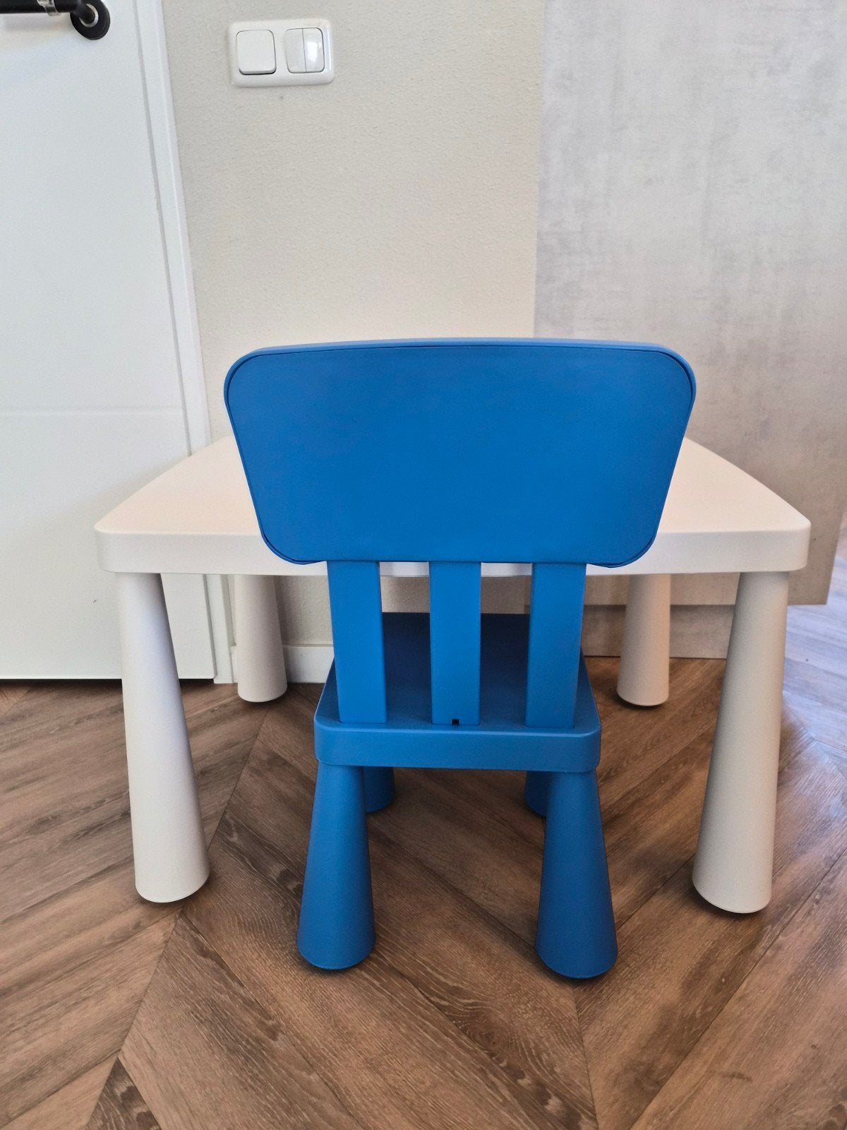 IKEA kinderstoel en tafeltje Mammut, Ophalen, Gebruikt, Tafel(s) en Stoel(en)