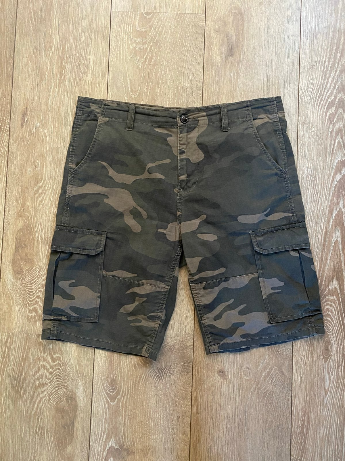 Camouflage Cargo Korte Broek - Maat M, Ophalen of Verzenden, Gedragen, Maat 48/50 (M), Groen