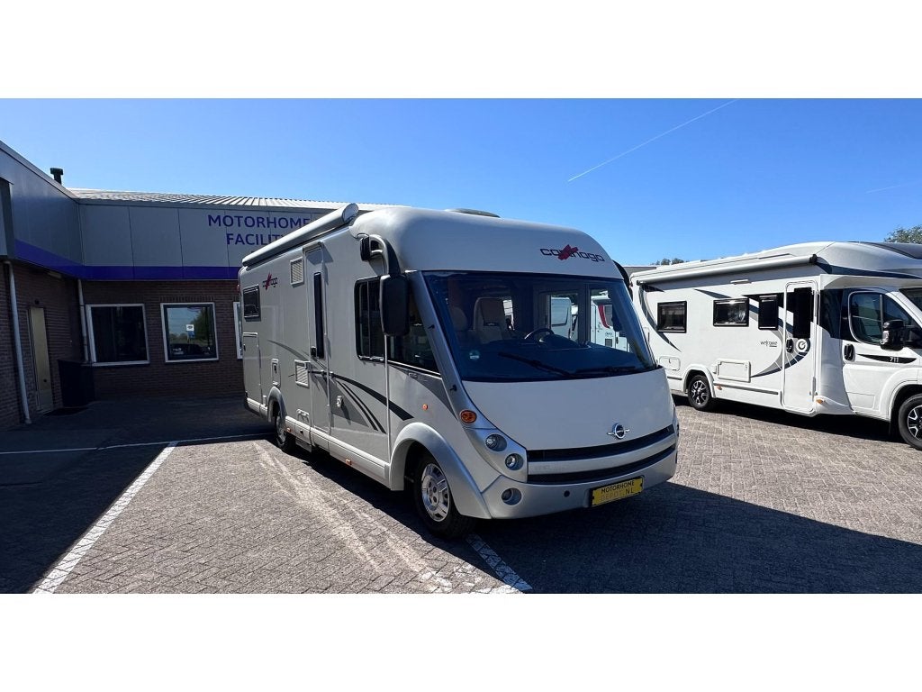 Carthago Chic C-Line I 4.8 NL-camper (NAP) Auto Lengtebedden, Caravans en Kamperen, Afzuigkap, Tot en met 2, 7 tot 8 meter, Bedrijf