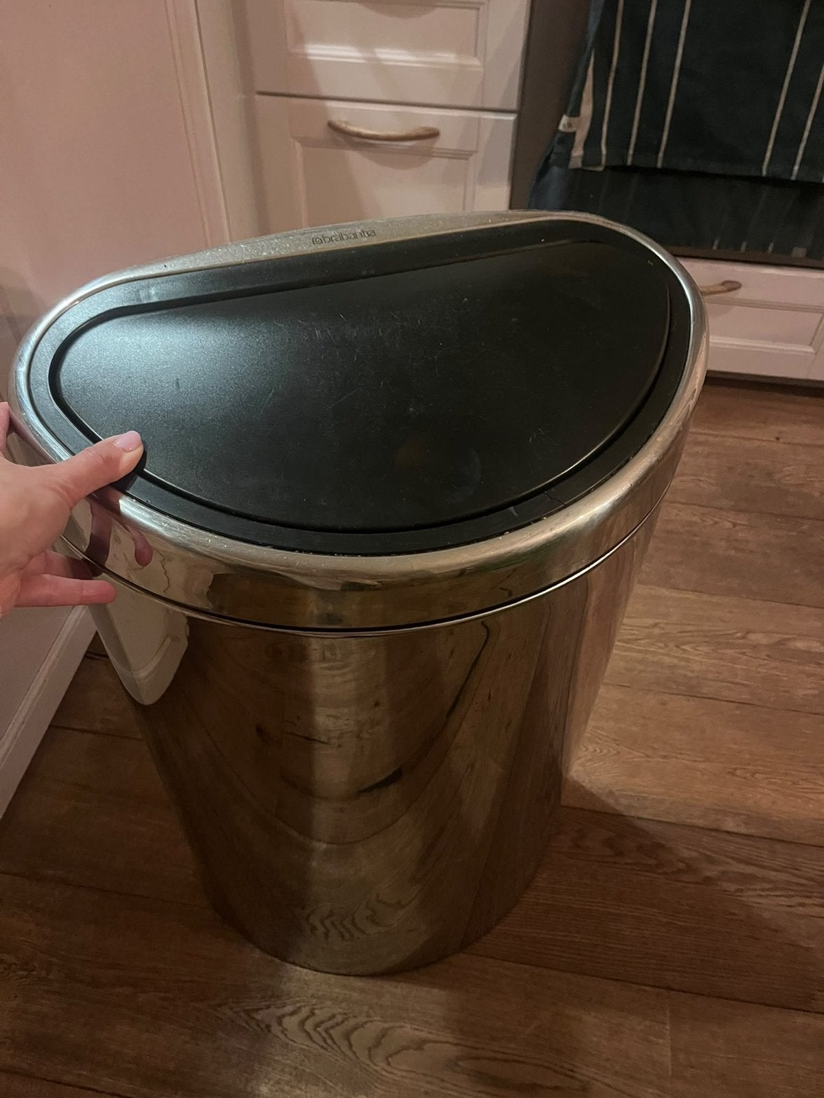 GRATIS Brabantia prullenbak 60 liter (deksel defect), 40 liter of meer, Ophalen, Gebruikt, Metaal