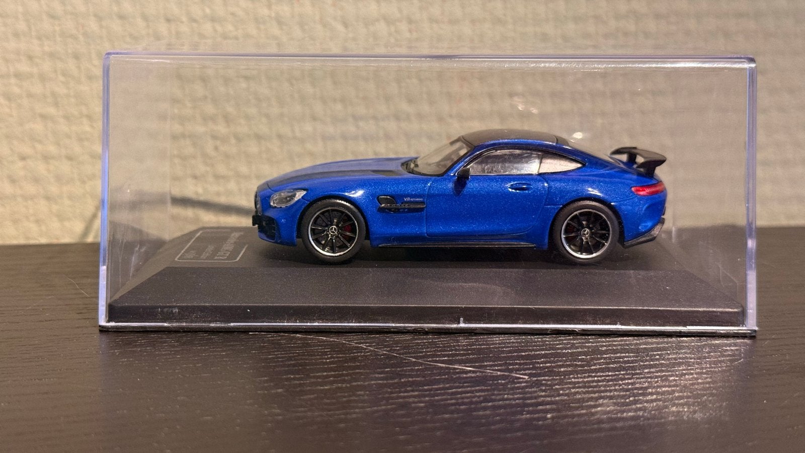 1/43 Mercedes AMG GTR Blauw, Ophalen of Verzenden, Zo goed als nieuw, Auto, Overige merken