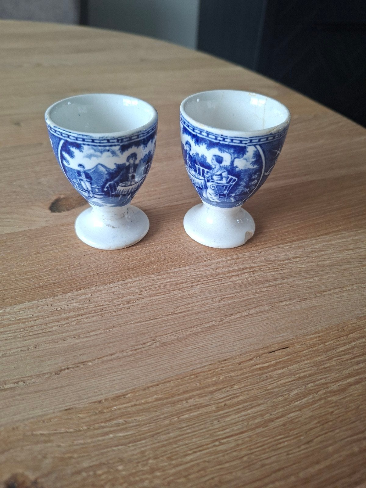 Antieke eierdopjes Société Céramique Tea Drinker, Ophalen of Verzenden