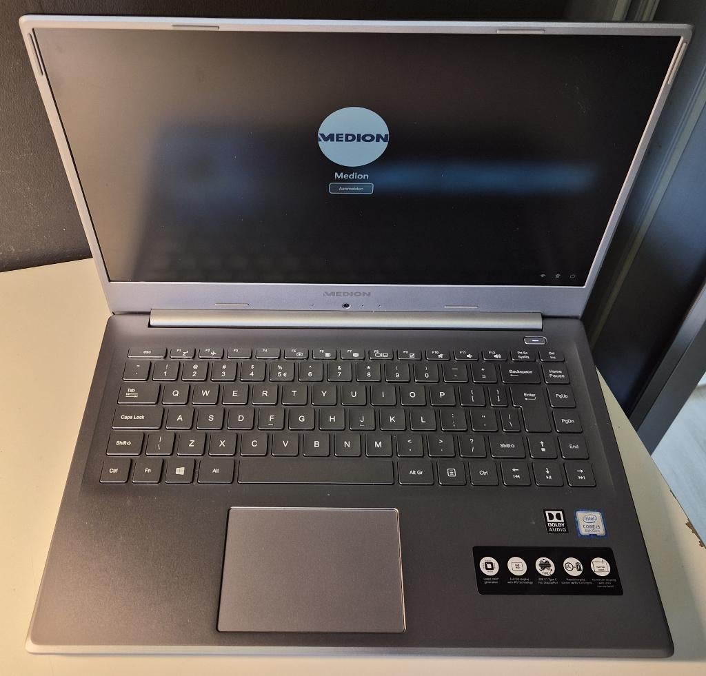 Medion S6445 Core i5-8265U 1.6GHz 128GB SSD 8GB DDR4, Medion, Gebruikt, Medion, Medion