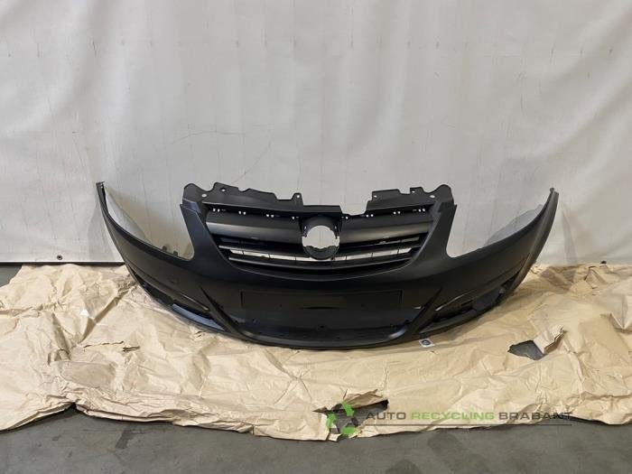 Voorbumper van een Opel Corsa, Gebruikt, -, -, Opel