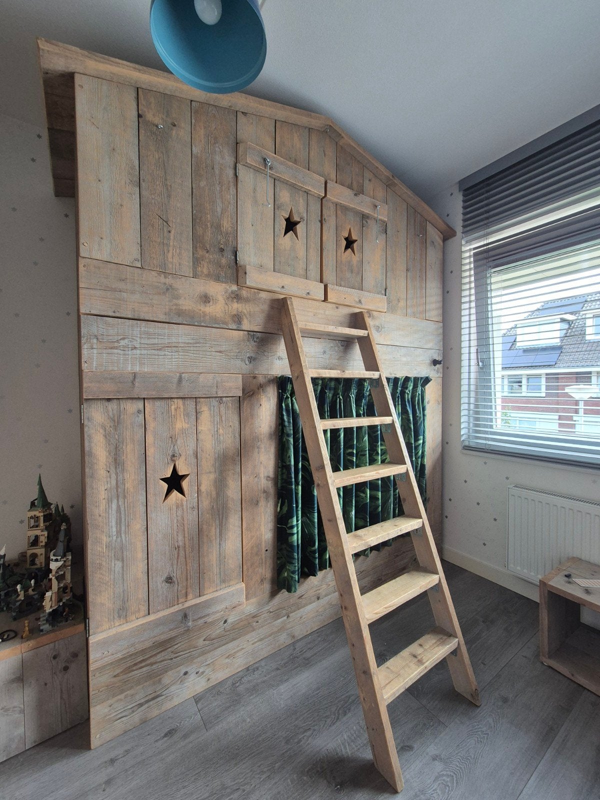 Steigerhouten boomhutbed 2 slaapplekken, Ophalen, Zo goed als nieuw, Overige typen