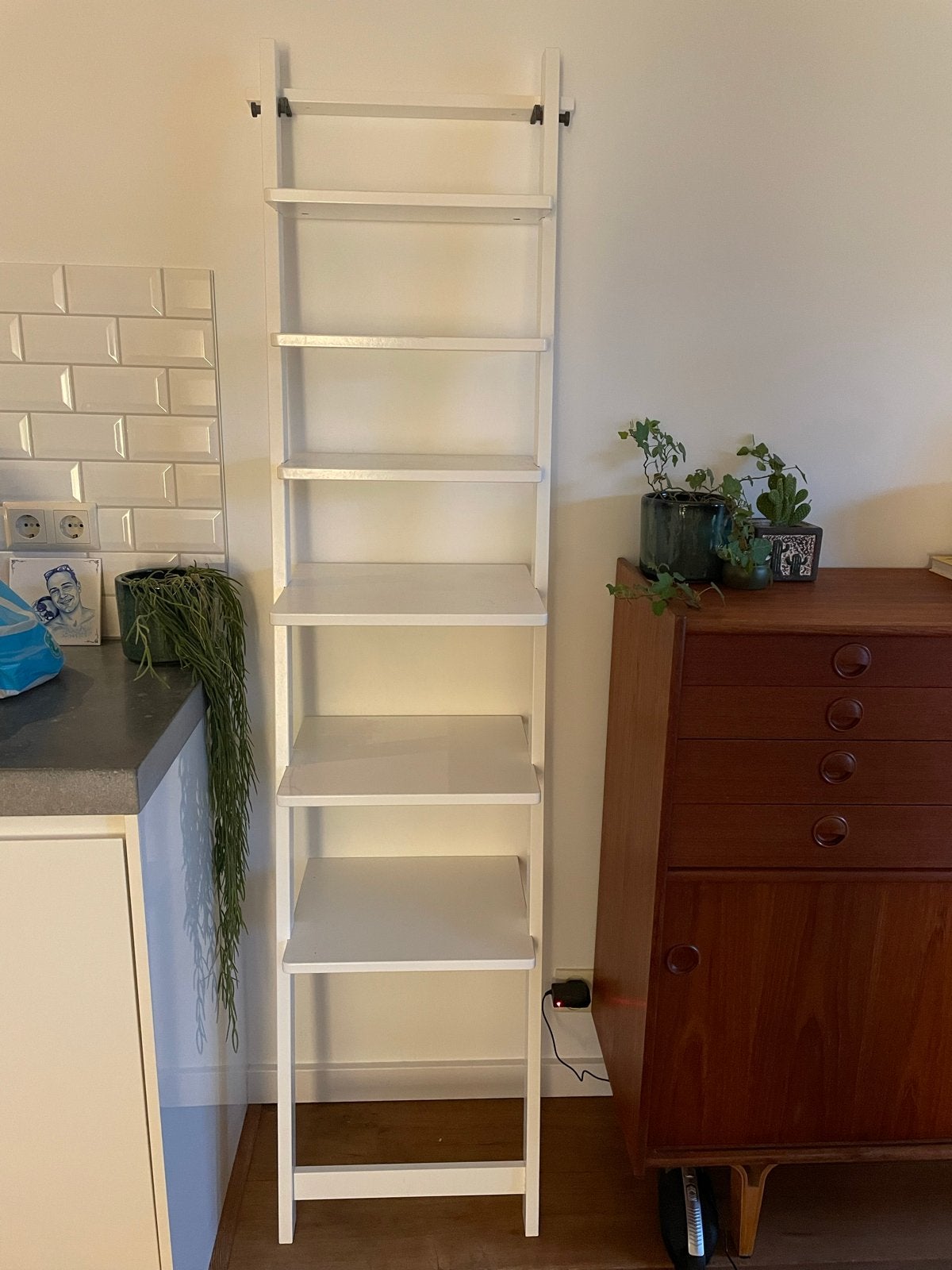 Ikea Hjälmaren wandrek/ladderrek wit, Ophalen, Minder dan 50 cm, Gebruikt, 150 tot 200 cm
