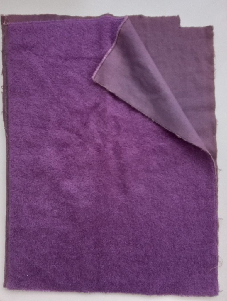 Paarse borg / teddy stof, Hobby en Vrije tijd, Stoffen en Lappen, Overige materialen, Verzenden, 120 cm of meer, Paars