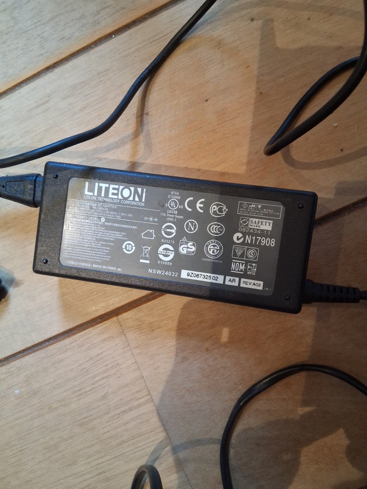 LITEON NSW24032 9Z06732502, Ophalen of Verzenden, Zo goed als nieuw, Safety Mark