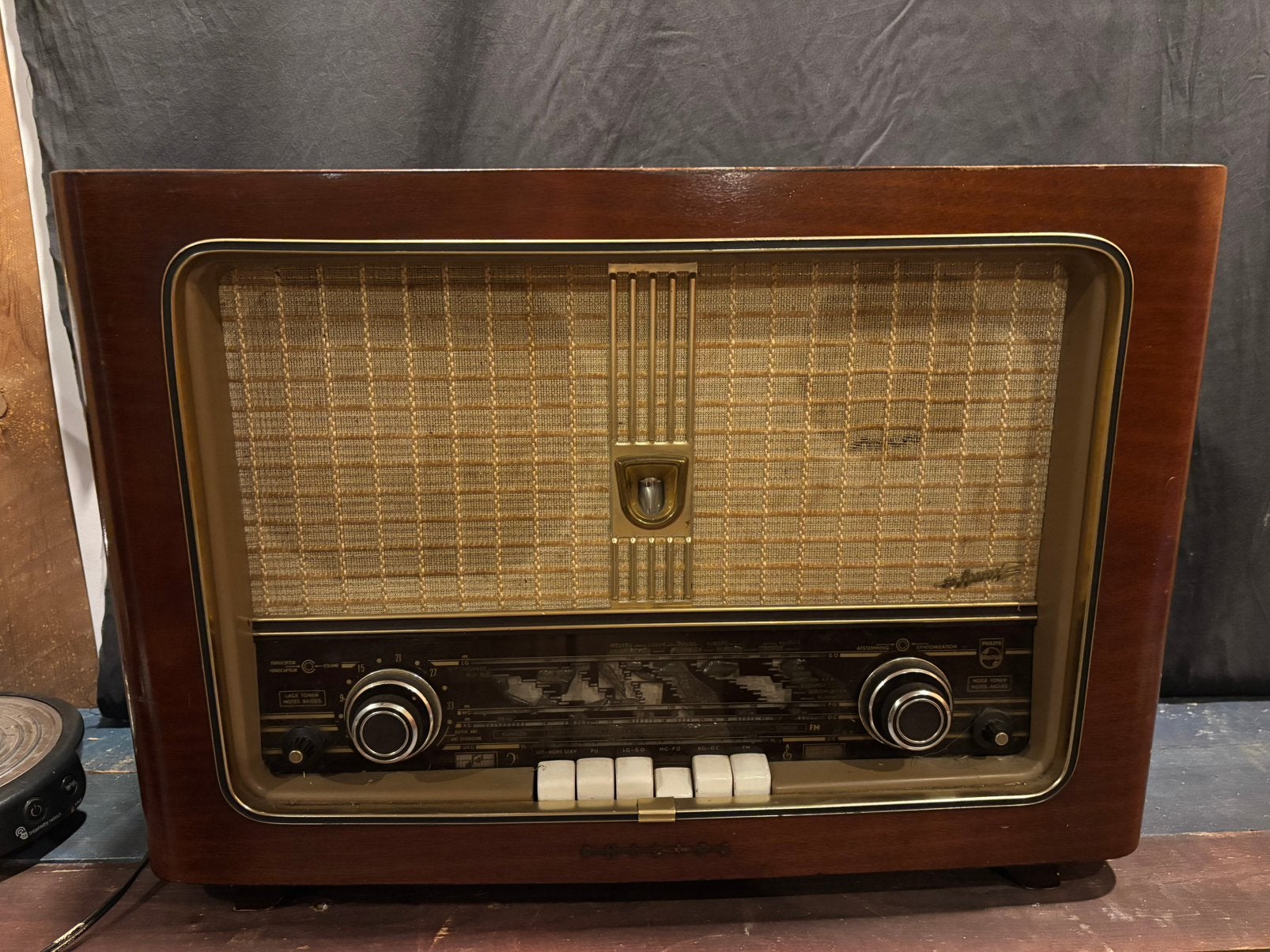 Oude Philips radio., Antiek en Kunst, Antiek | Tv's en Audio, Ophalen