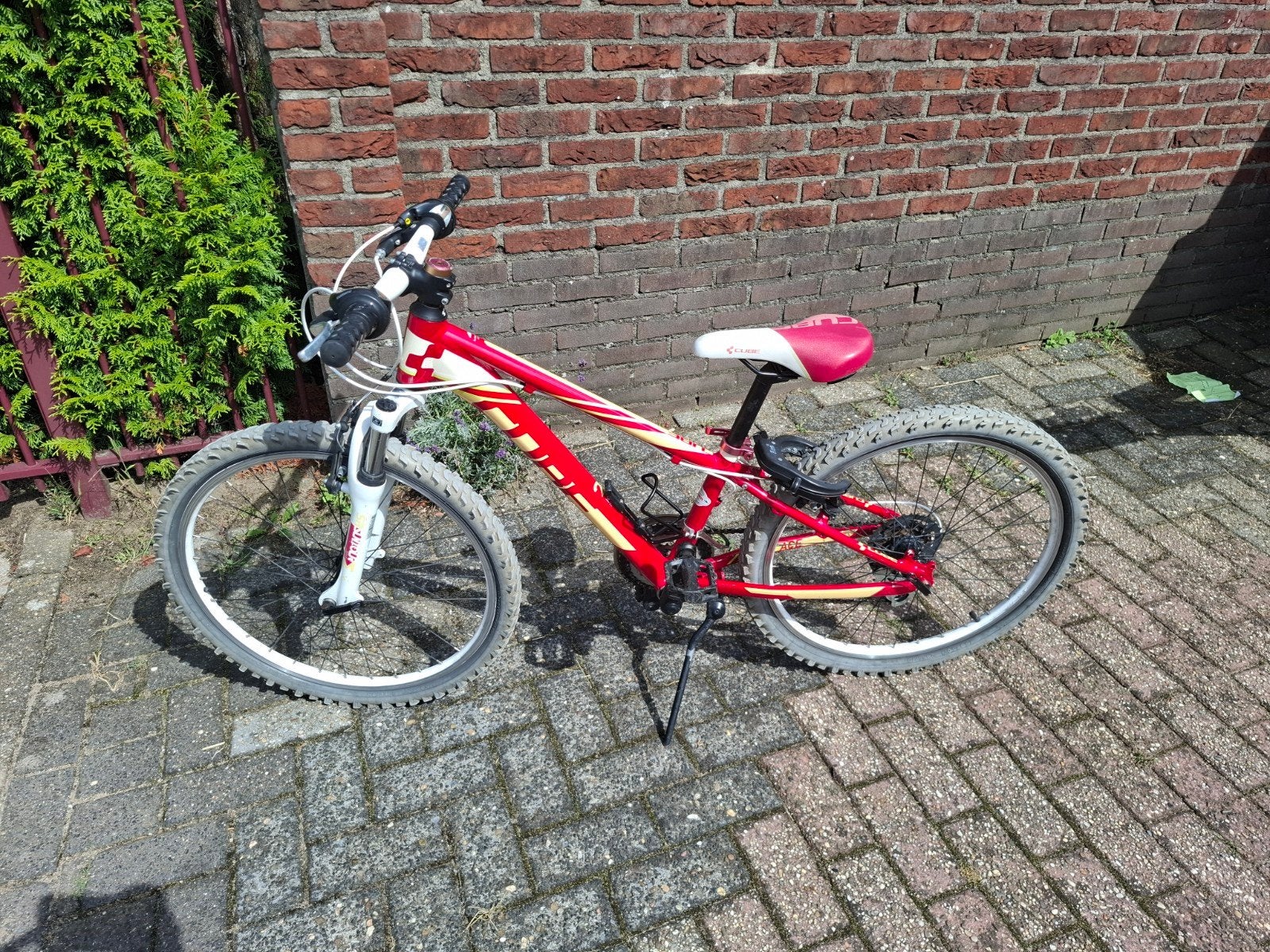 Cube Mountainbike 24 inch - Perfect voor jonge avonturiers, Fietsen en Brommers, Fietsen | Mountainbikes en ATB, Ophalen, Zo goed als nieuw