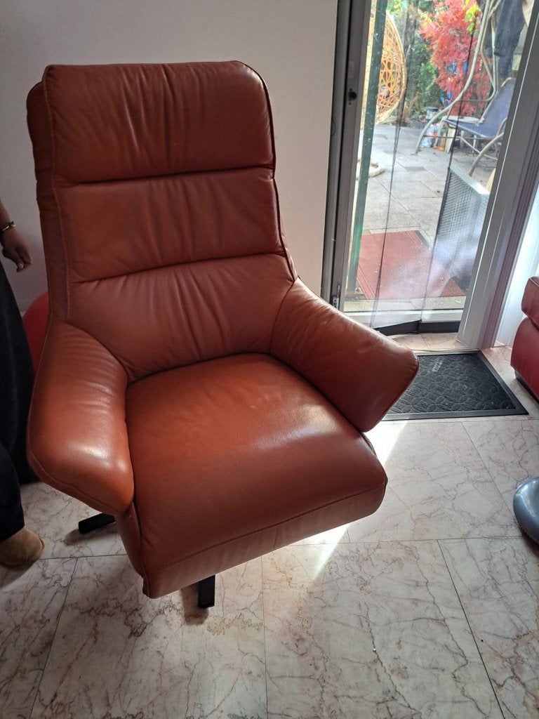 Leren relaxfauteuil - Oranje/bruin, Huis en Inrichting, Fauteuils, Ophalen, Gebruikt, 100 tot 125 cm, Modern, Comfort