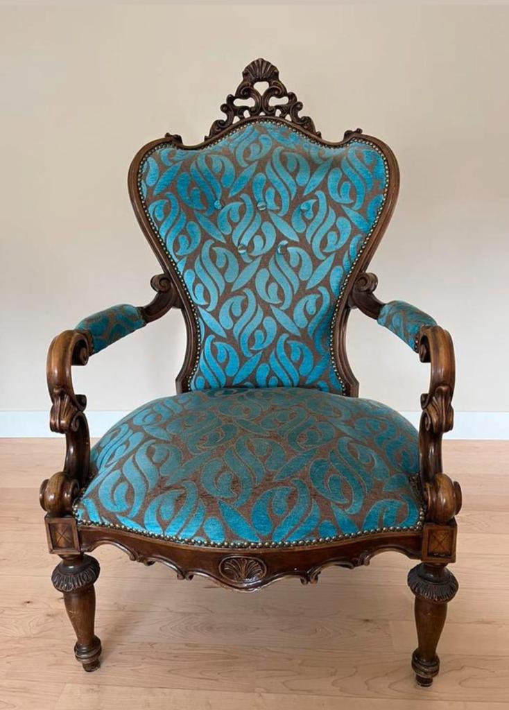 In zeer goede conditie, barokstijl stoel met prachtige blauw, Ophalen