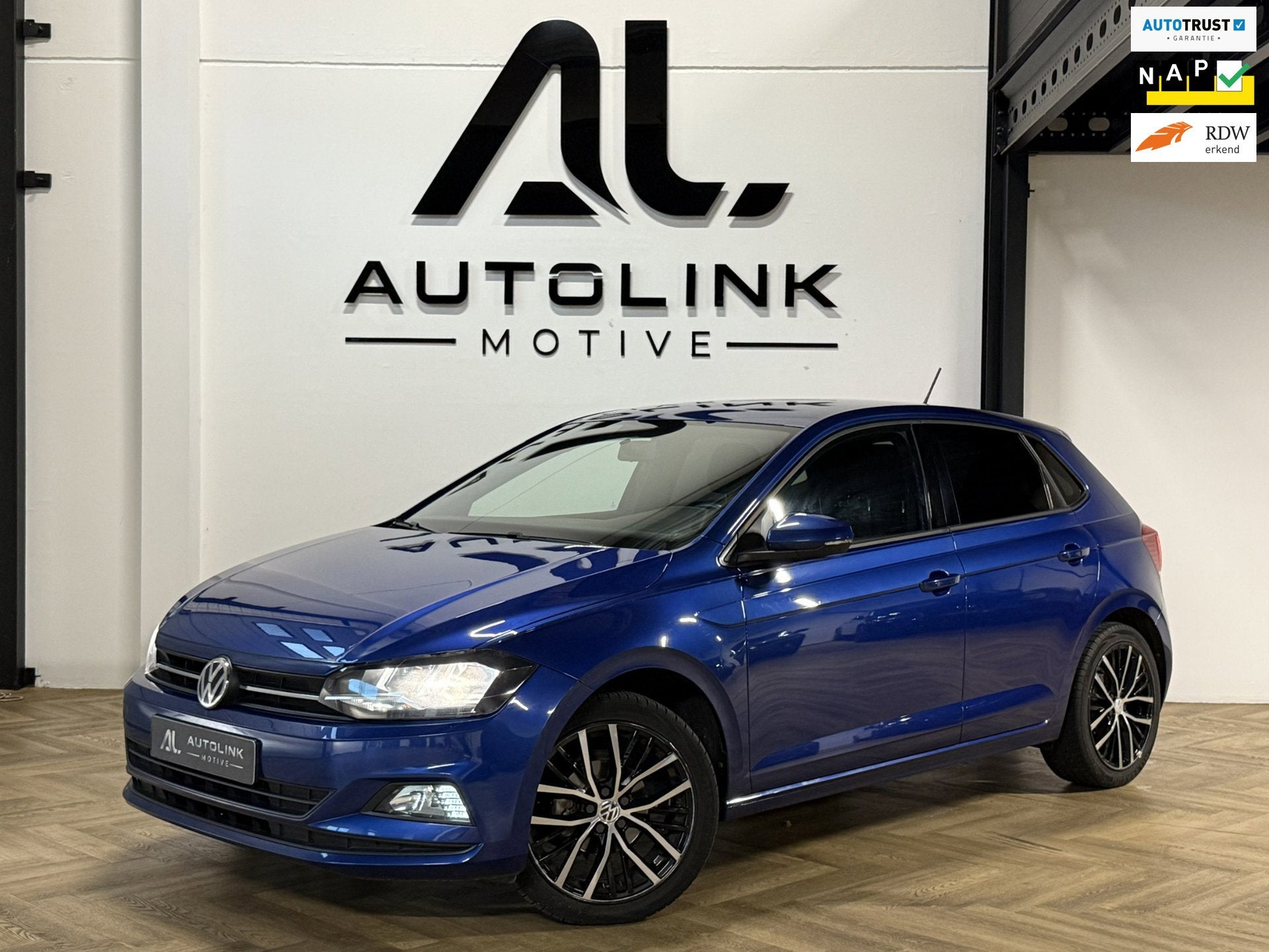Volkswagen Polo 1.0 TSI Highline|CAM|SFEER|AC|CARPLAY|NAP, Voorwielaandrijving, Stof, Gebruikt, Blauw