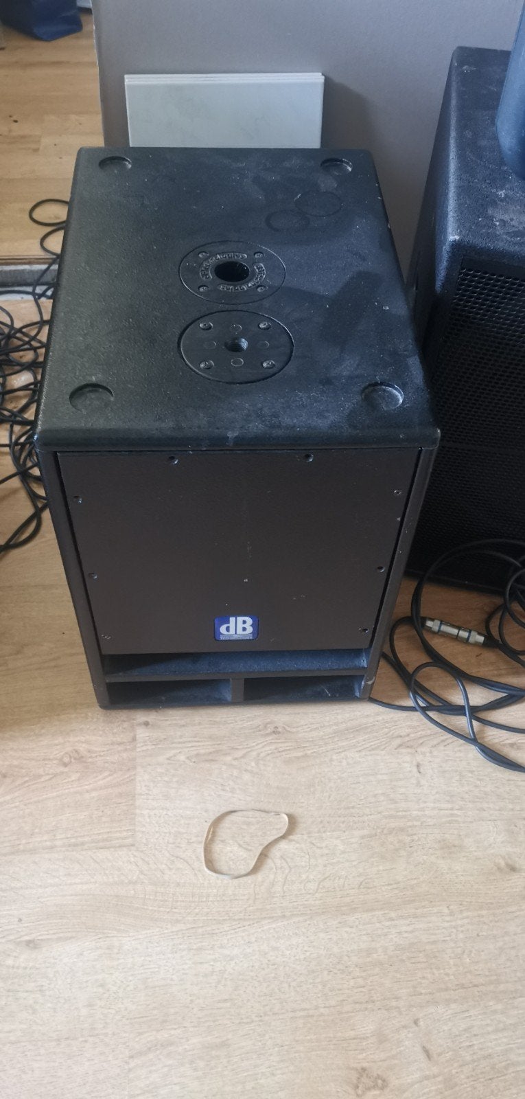 Db opera 12 sub actief 400 continu, Ophalen of Verzenden, Minder dan 500 watt